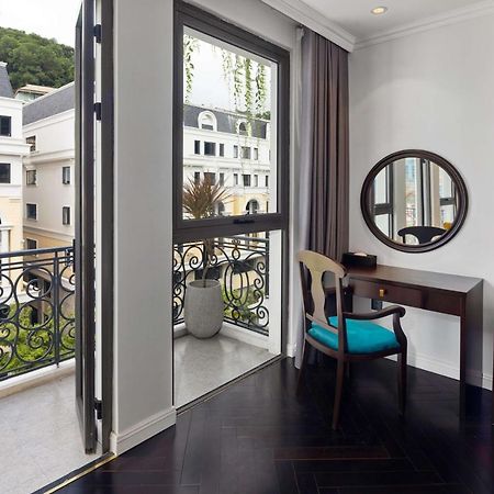The Almin Hotel Ha Long Bagian luar foto