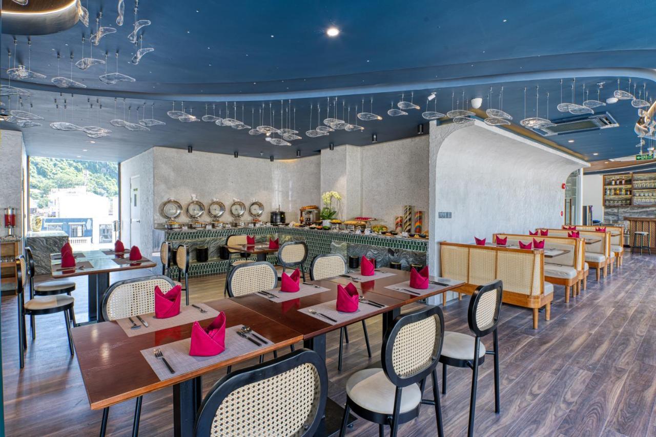 The Almin Hotel Ha Long Bagian luar foto