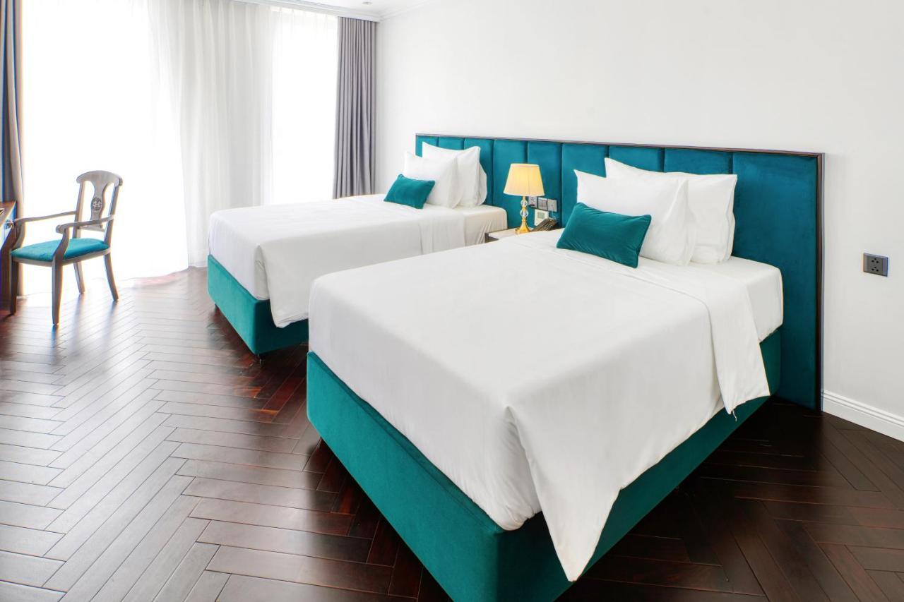 The Almin Hotel Ha Long Bagian luar foto