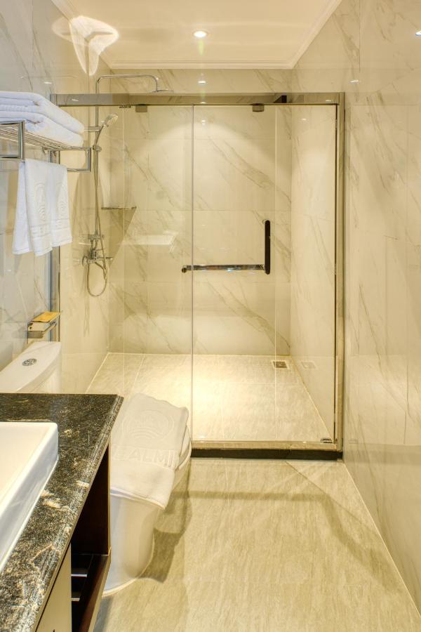 The Almin Hotel Ha Long Bagian luar foto